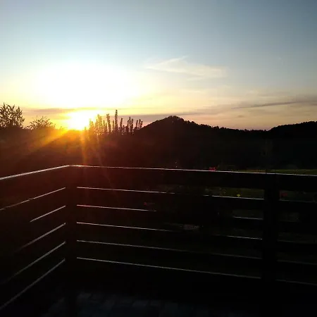 Semesterbostad Sunrise