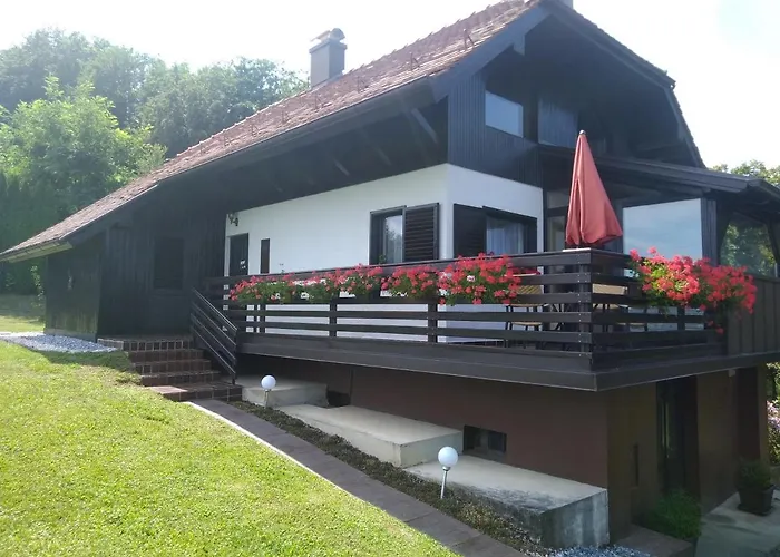 Sunrise 別荘 マリボル