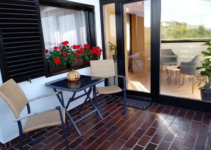 Sunrise 別荘 マリボル